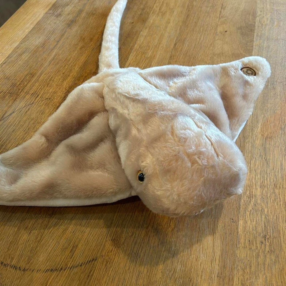 Stuffed stingray